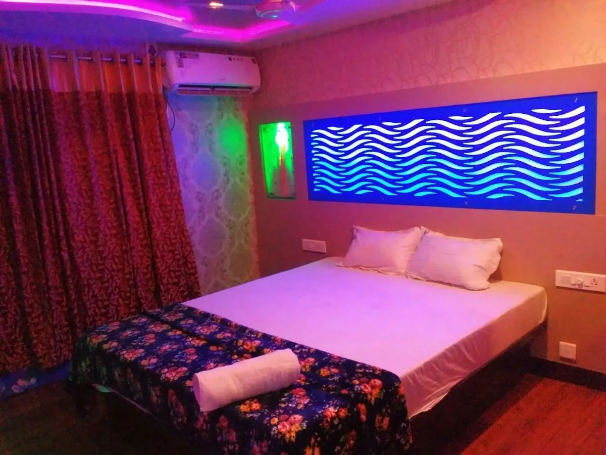 Botel Hotel Kerala House Boats Alappuzha
