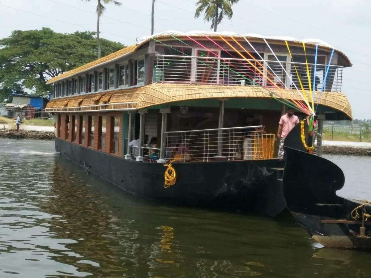 מלון Alappuzha Kerala House Boats 2*,