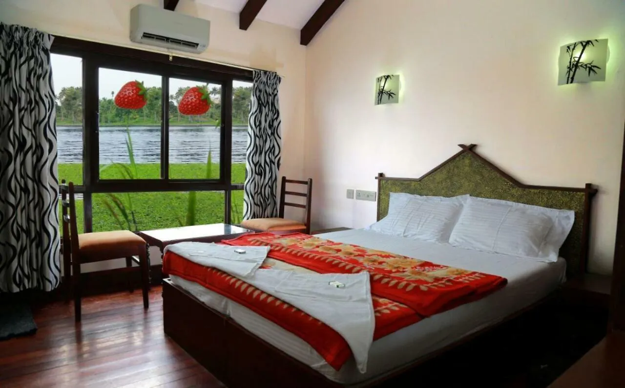 ספינת מלון מלון Alappuzha Kerala House Boats